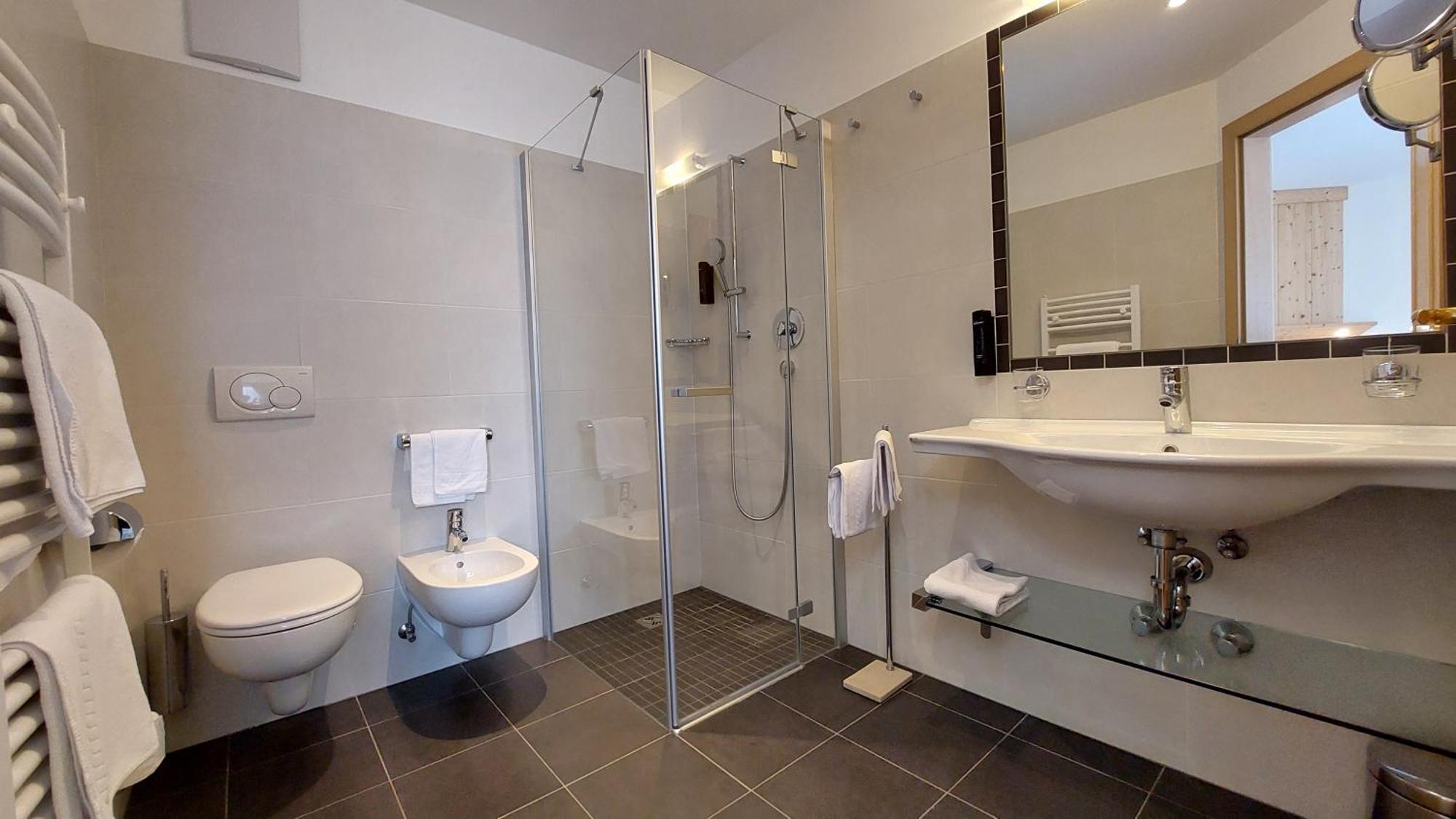 Hotel Cristallo 3*