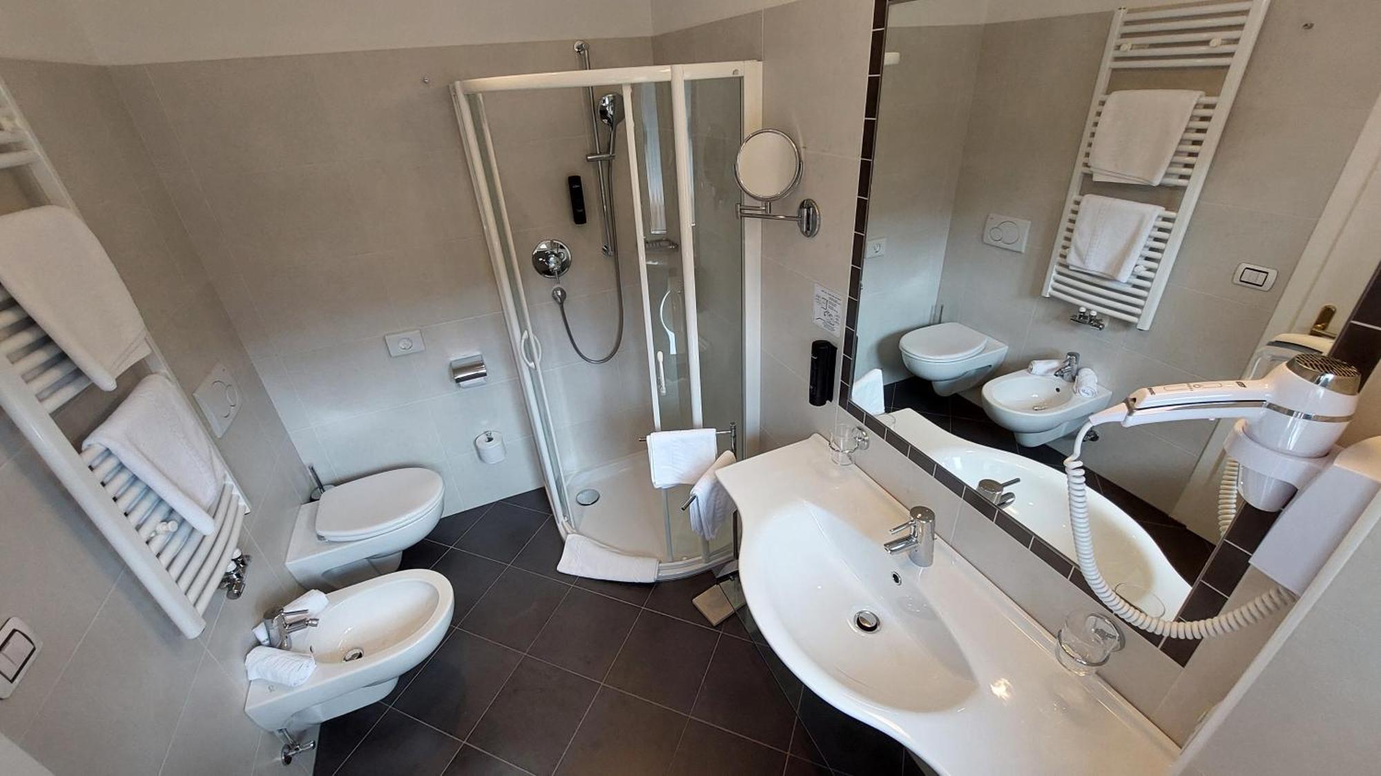 Cristallo Hotel 3*